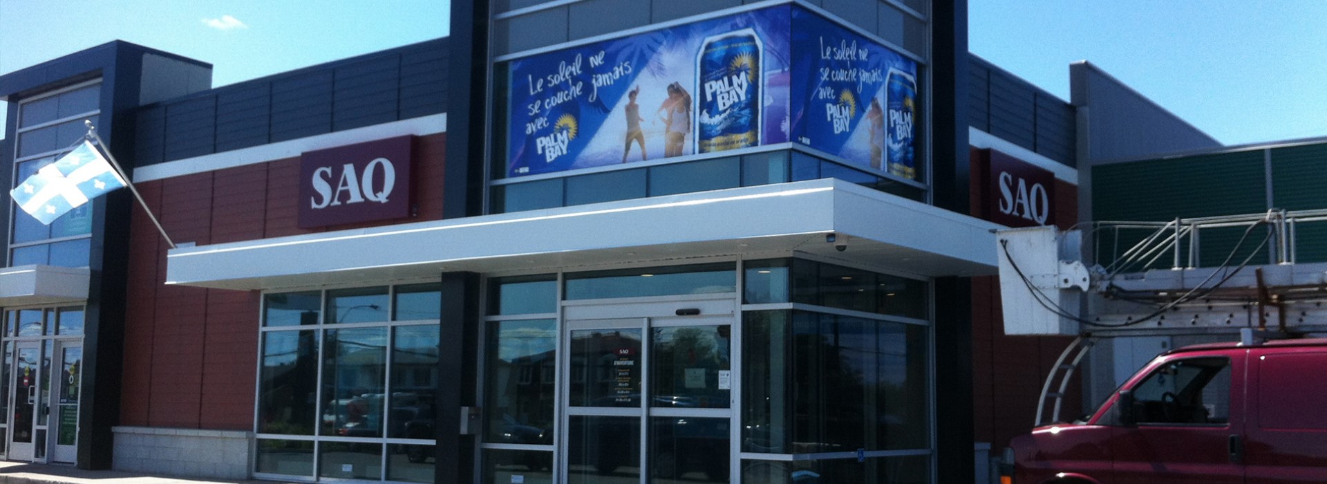 Spécialistes en enseignes, lettrage au Québec